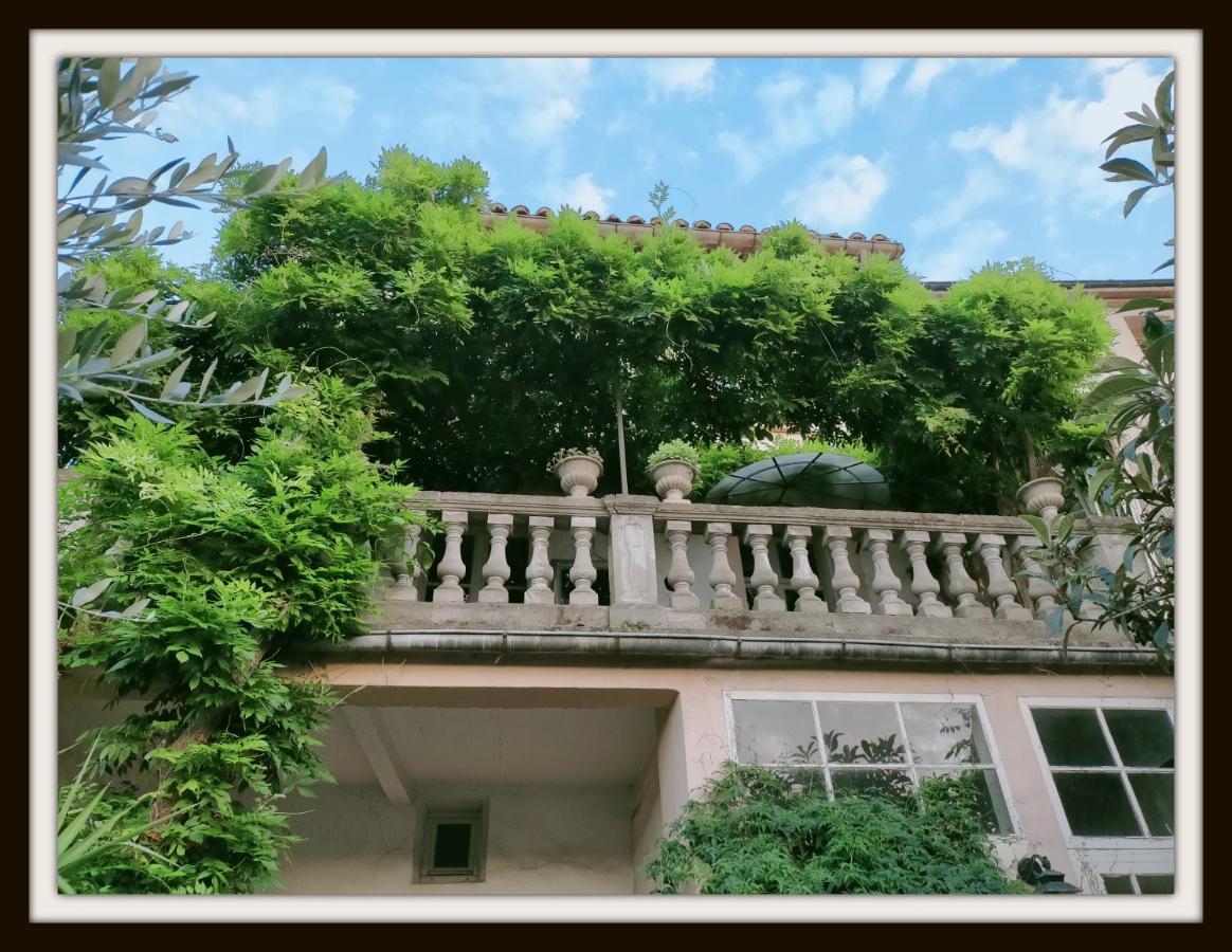 Bed and Breakfast La Belle dAme Prades  Esterno foto